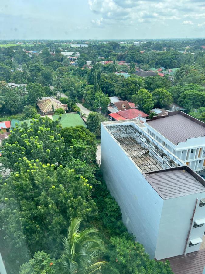 Lovely Studio Condominiums At Mesavirre Garden Residences Bacolod Eksteriør billede