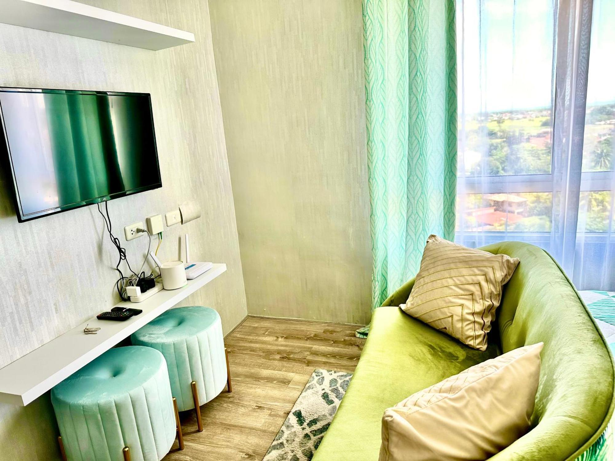 Lovely Studio Condominiums At Mesavirre Garden Residences Bacolod Eksteriør billede