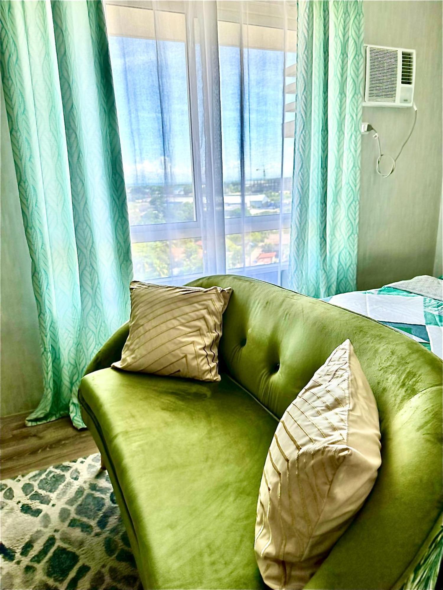 Lovely Studio Condominiums At Mesavirre Garden Residences Bacolod Eksteriør billede